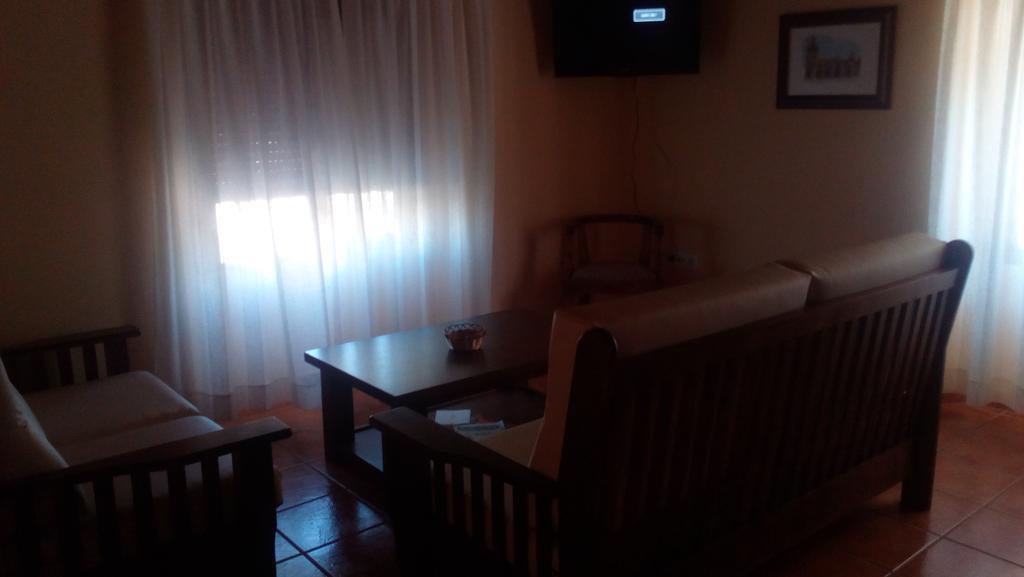 Apartamentos Rurales Casas De Los Maestros Talarrubias エクステリア 写真