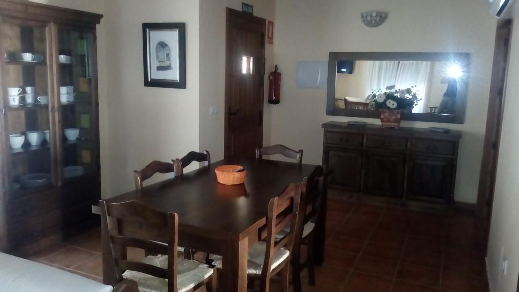 Apartamentos Rurales Casas De Los Maestros Talarrubias エクステリア 写真