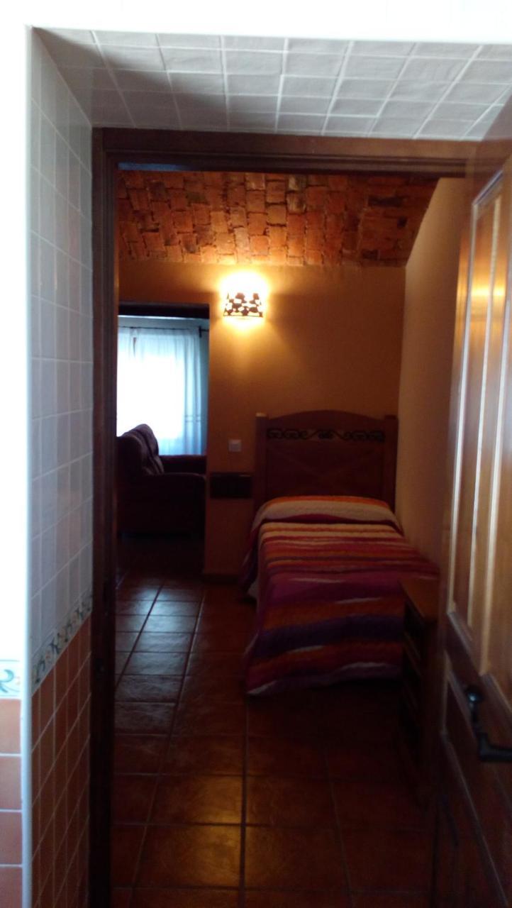Apartamentos Rurales Casas De Los Maestros Talarrubias エクステリア 写真